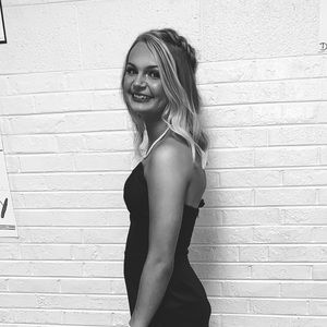 Meet your Posher, Adi